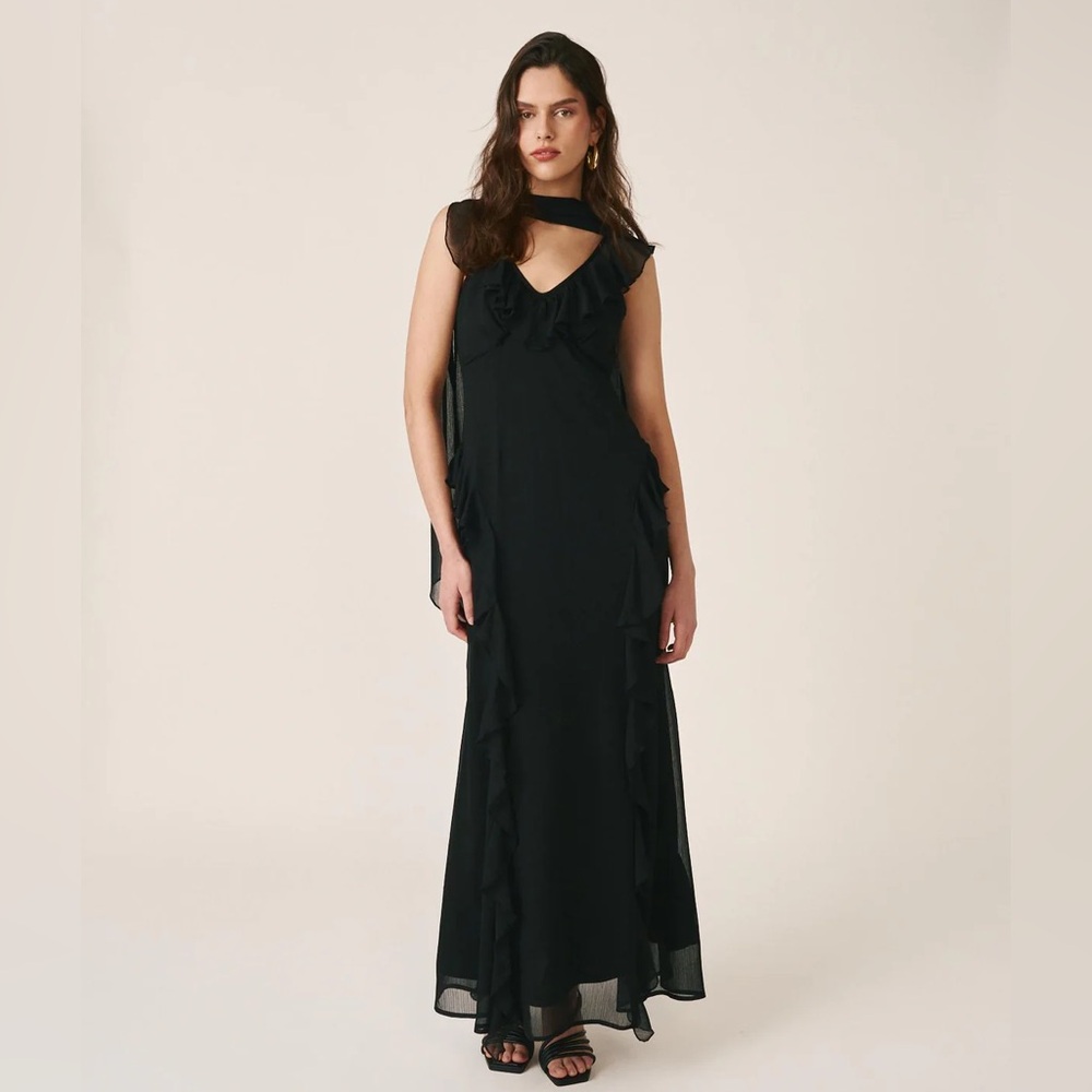 Alma En Peña Black Ruffle Dress Gown